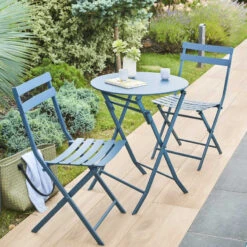 Table Ronde Pliante Greensboro 2p Bleu Pétrole Hespéride -Terra Patio Soldes Boutique table ronde pliante greensboro 2p bleu petrole hesperide 1